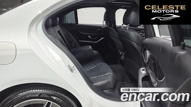 MERCEDES AMG C-Classe W205 C220 d 4MATIC AMG Line 2019 — photo 17 sur 35