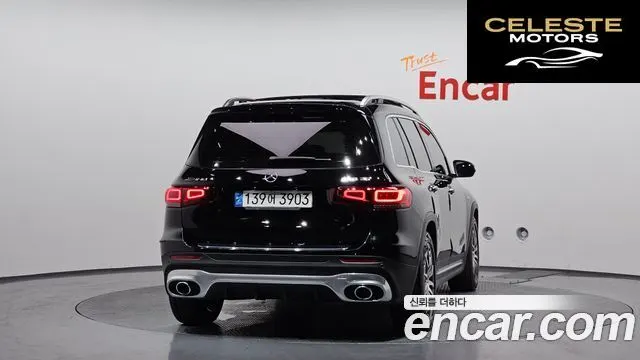 MERCEDES AMG GLB-Classe X247 AMG GLB35 4MATIC 2022 — photo 4 sur 36