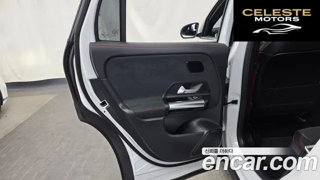 MERCEDES AMG GLA-Classe H247 GLA45 AMG 4MATIC+ 2022 — photo 15 sur 33