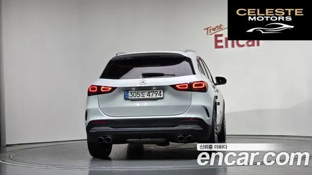 MERCEDES AMG GLA-Classe H247 GLA45 AMG 4MATIC+ 2022 — photo 4 sur 33