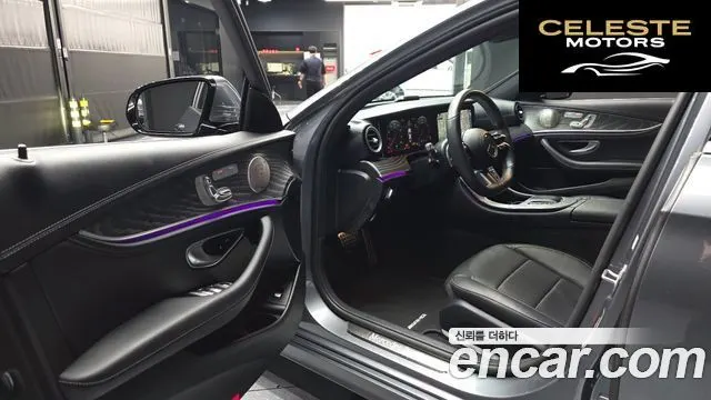 MERCEDES AMG E-Classe W213 E350 4MATIC AMG Line 2022 — photo 13 sur 32