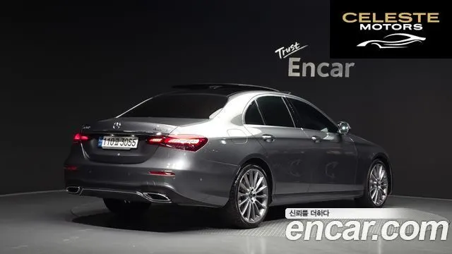 MERCEDES AMG E-Classe W213 E350 4MATIC AMG Line 2022 — photo 2 sur 32