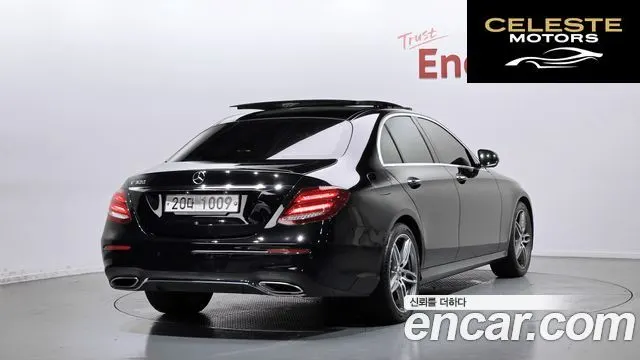 MERCEDES AMG E-Classe W213 E300 AMG Line 2017 — photo 2 sur 36