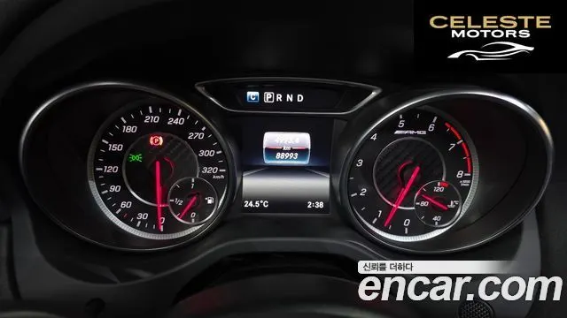MERCEDES AMG CLA-Classe C117 CLA45 AMG 4MATIC 2018 — photo 10 sur 30