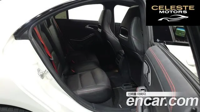 MERCEDES AMG CLA-Classe C117 CLA45 AMG 4MATIC 2018 — photo 17 sur 30