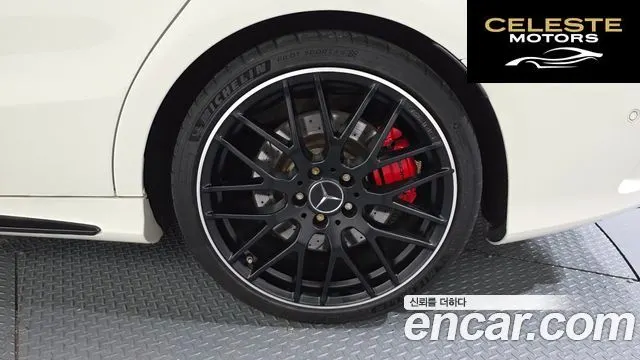 MERCEDES AMG CLA-Classe C117 CLA45 AMG 4MATIC 2018 — photo 6 sur 30