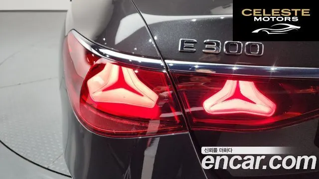 MERCEDES AMG E-Classe W214 E300 4MATIC AMG Line 2025 — photo 9 sur 44