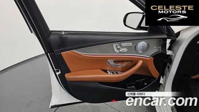 MERCEDES AMG E-Classe W213 E350 4MATIC AMG Line 2019 — photo 14 sur 39