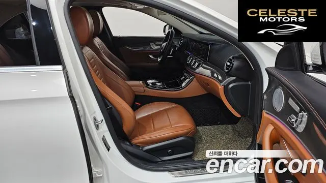 MERCEDES AMG E-Classe W213 E350 4MATIC AMG Line 2019 — photo 16 sur 39