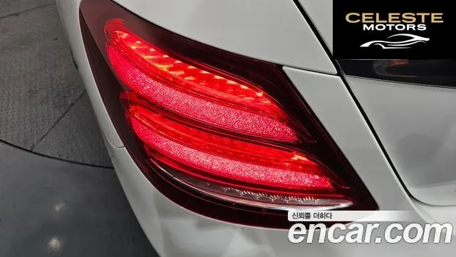 MERCEDES AMG E-Classe W213 E350 4MATIC AMG Line 2019 — photo 9 sur 39