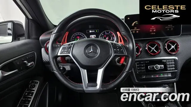 MERCEDES AMG A-Classe W176 A45 AMG 4MATIC 2015 — photo 13 sur 20