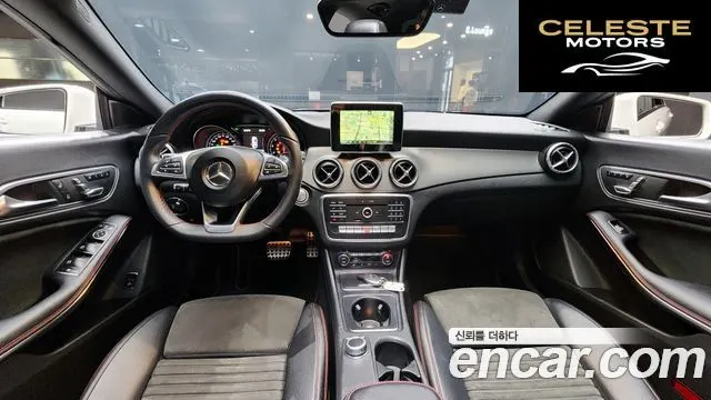 MERCEDES AMG CLA-Classe C117 CLA220 AMG Line 2018 — photo 10 sur 30