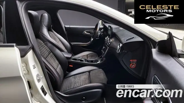 MERCEDES AMG CLA-Classe C117 CLA220 AMG Line 2018 — photo 16 sur 30