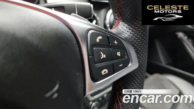 MERCEDES AMG CLA-Classe C117 CLA220 AMG Line 2018 — photo 29 sur 30