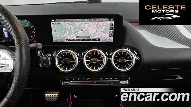 MERCEDES AMG GLA-Classe H247 GLA45 AMG 4MATIC+ 2022 — photo 20 sur 33