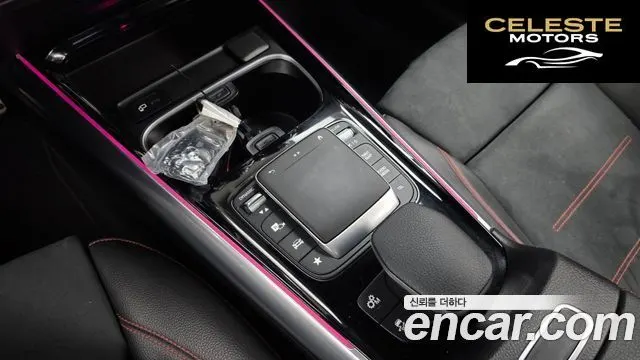 MERCEDES AMG GLA-Classe H247 GLA45 AMG 4MATIC+ 2022 — photo 32 sur 33