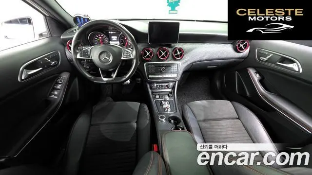 MERCEDES AMG A-Classe W176 A45 AMG 4MATIC 2016 — photo 7 sur 20