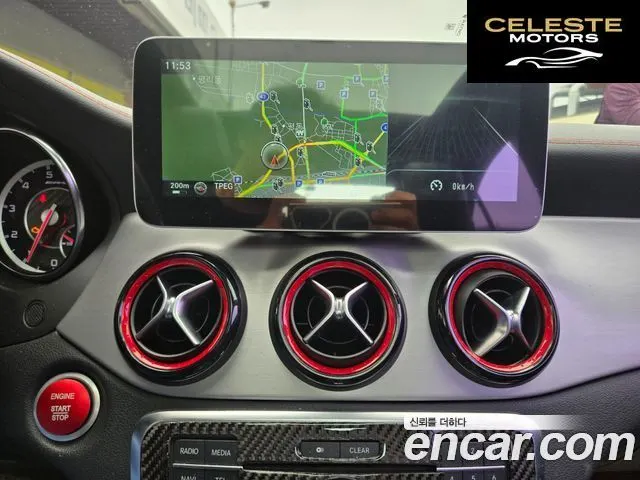 MERCEDES AMG CLA-Classe C117 CLA45 AMG 4MATIC 2015 — photo 10 sur 22