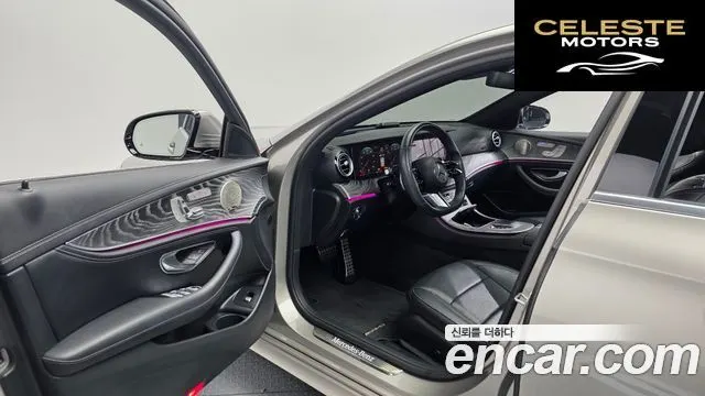 MERCEDES AMG E-Classe W213 E350 4MATIC AMG Line 2022 — photo 13 sur 33