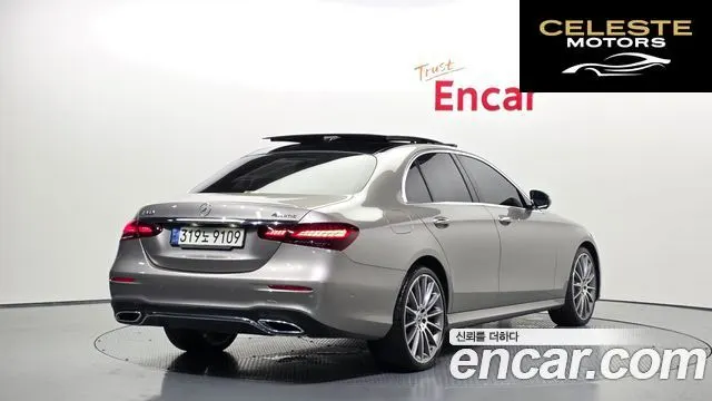 MERCEDES AMG E-Classe W213 E350 4MATIC AMG Line 2022 — photo 2 sur 33