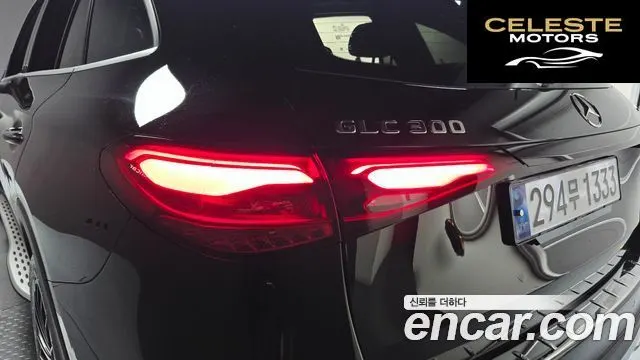 MERCEDES AMG GLC-Classe X254 GLC300 4MATIC AMG Line 2024 — photo 9 sur 35