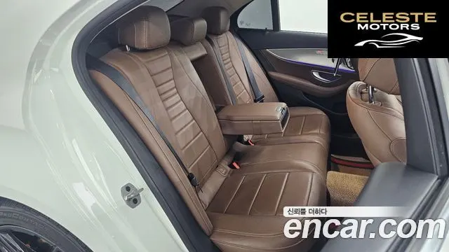 MERCEDES AMG E-Classe W213 E300 AMG Line 2019 — photo 17 sur 33