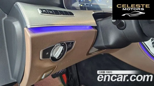 MERCEDES AMG E-Classe W213 E300 AMG Line 2019 — photo 28 sur 33