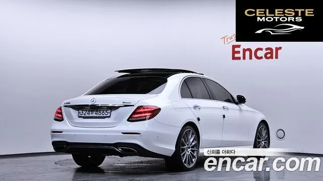 MERCEDES AMG E-Classe W213 E350 4MATIC AMG Line 2019 — photo 2 sur 39