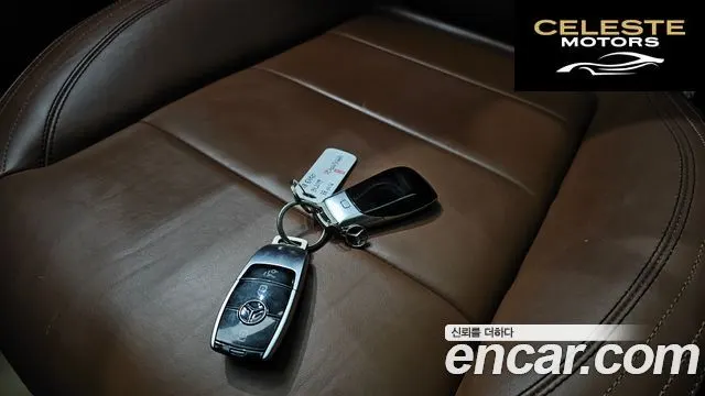 MERCEDES AMG E-Classe W213 E350 4MATIC AMG Line 2019 — photo 21 sur 39