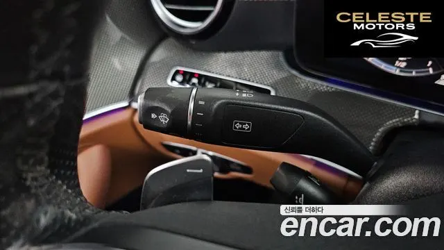 MERCEDES AMG E-Classe W213 E350 4MATIC AMG Line 2019 — photo 30 sur 39