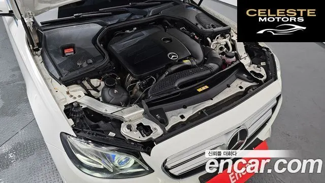 MERCEDES AMG E-Classe W213 E350 4MATIC AMG Line 2019 — photo 6 sur 39