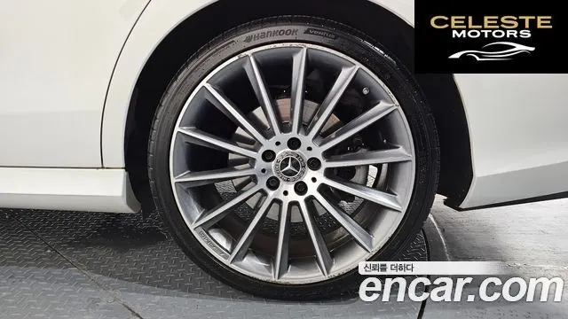 MERCEDES AMG E-Classe W213 E350 4MATIC AMG Line 2019 — photo 7 sur 39