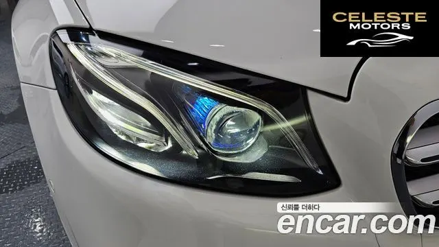 MERCEDES AMG E-Classe W213 E350 4MATIC AMG Line 2019 — photo 8 sur 39