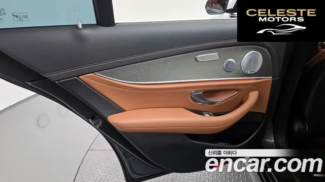 MERCEDES AMG E-Classe W213 E350 4MATIC AMG Line 2019 — photo 15 sur 38