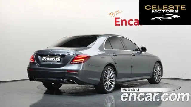 MERCEDES AMG E-Classe W213 E350 4MATIC AMG Line 2019 — photo 2 sur 38