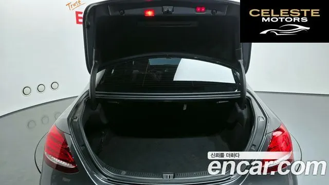 MERCEDES AMG E-Classe W213 E350 4MATIC AMG Line 2019 — photo 25 sur 38