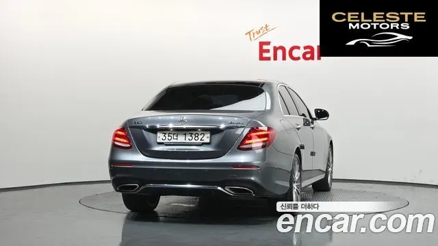 MERCEDES AMG E-Classe W213 E350 4MATIC AMG Line 2019 — photo 4 sur 38