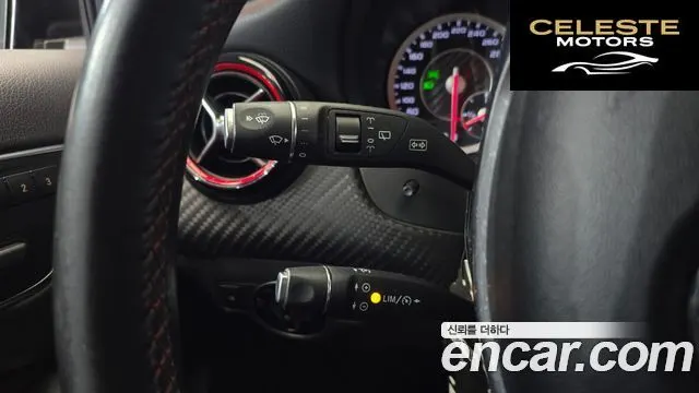 MERCEDES AMG A-Classe W176 A45 AMG 4MATIC 2015 — photo 17 sur 20