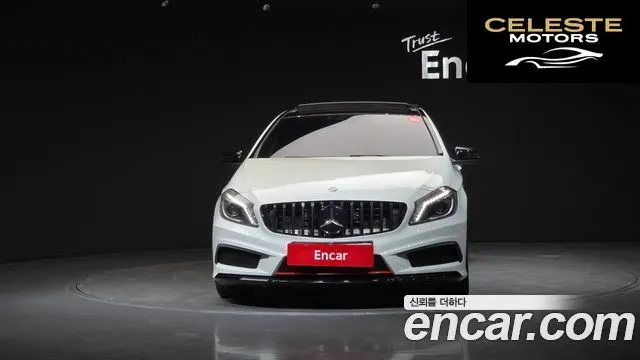 MERCEDES AMG A-Classe W176 A45 AMG 4MATIC 2015 — photo 3 sur 20