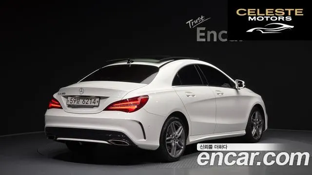 MERCEDES AMG CLA-Classe C117 CLA220 AMG Line 2018 — photo 2 sur 30