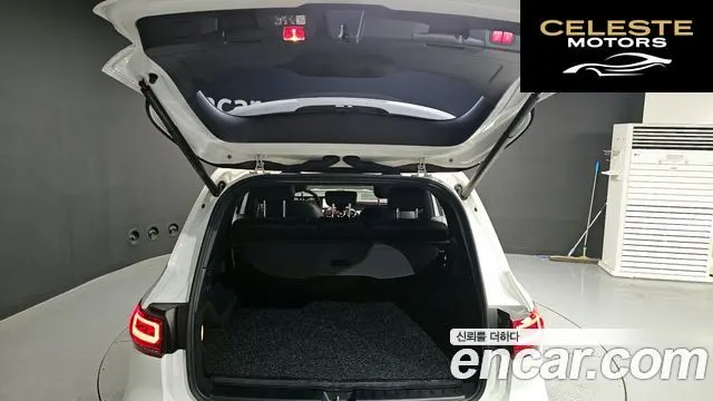 MERCEDES AMG EQB X243 EQB300 4MATIC AMG Line 2022 — photo 26 sur 34