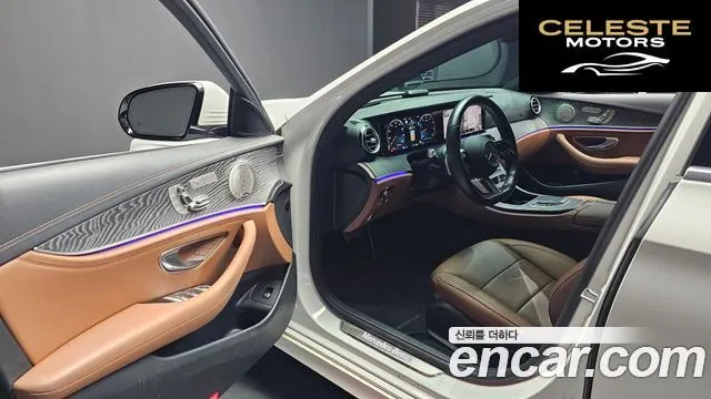 MERCEDES AMG E-Classe W213 E350 4MATIC AMG Line 2021 — photo 13 sur 32