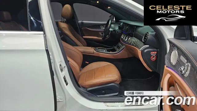 MERCEDES AMG E-Classe W213 E350 4MATIC AMG Line 2021 — photo 16 sur 32