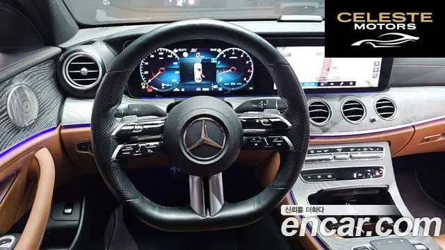 MERCEDES AMG E-Classe W213 E350 4MATIC AMG Line 2021 — photo 19 sur 32