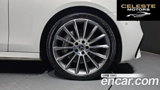 MERCEDES AMG E-Classe W213 E350 4MATIC AMG Line 2021 — photo 7 sur 32