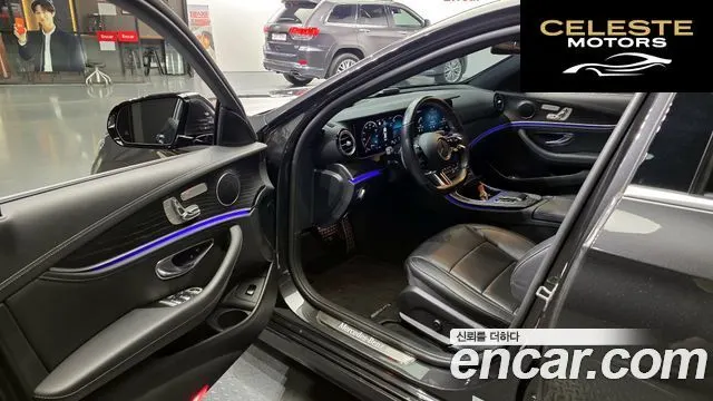 MERCEDES AMG E-Classe W213 E220d 4MATIC AMG Line 2021 — photo 13 sur 34