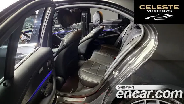MERCEDES AMG E-Classe W213 E220d 4MATIC AMG Line 2021 — photo 17 sur 34