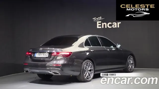 MERCEDES AMG E-Classe W213 E220d 4MATIC AMG Line 2021 — photo 2 sur 34