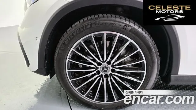 MERCEDES AMG GLC-Classe X254 GLC300 4MATIC AMG Line 2026 — photo 5 sur 33