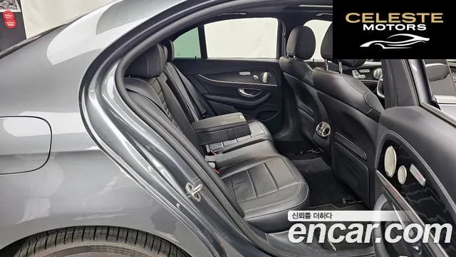 MERCEDES AMG E-Classe W213 E220d 4MATIC AMG Line 2022 — photo 18 sur 33
